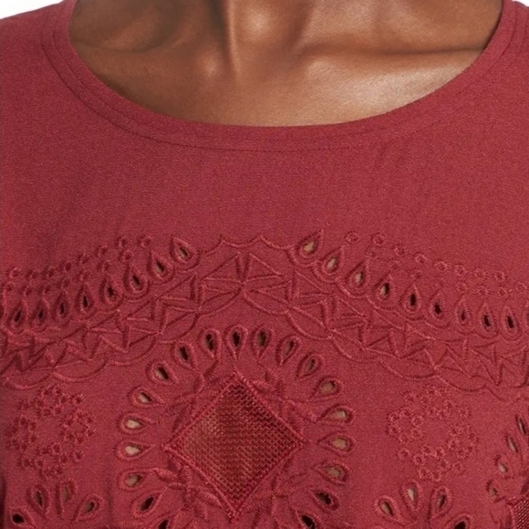 NWT Storee Eyelet Embroidered Blouse - Picture 3 of 14